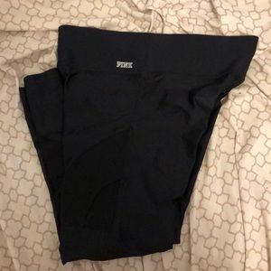 PINK Ultimate Shine leggings Size MEDIUM